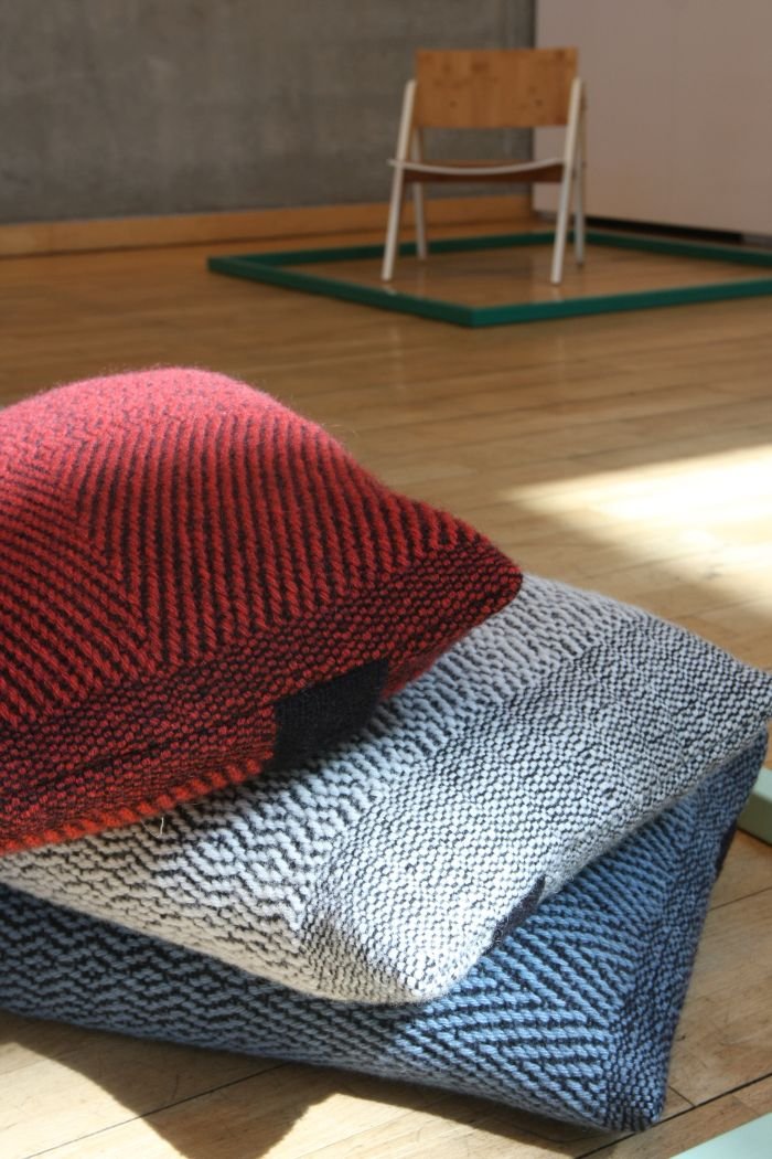 https://smow.life/blog/wp-content/uploads/2017/06/Much-More-Than-One-Good-Chair-Felleshus-Berlin-Hands-on-Woven.jpg
