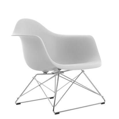 Eames Plastic Armchair LAR