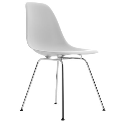 Eames Plastic Side Chair DSX