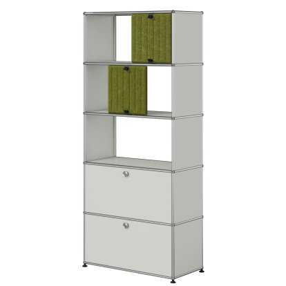 USM Haller Aktenregal mit 2 Klappen, oben ohne Rückwände mit zwei USM Haller Soft Panels, vertikal, Lichtgrau RAL 7035, Grün / Hellgrün