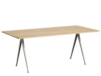 Pyramid Tisch 02