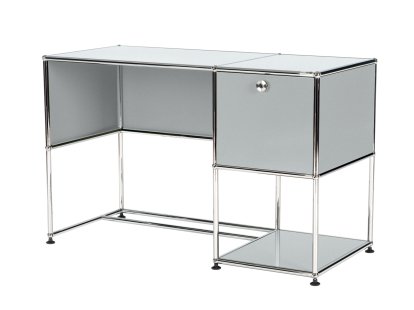 USM Haller Home Office Schreibtisch, USM mattsilber, Mit Kabeldurchlass, unten links