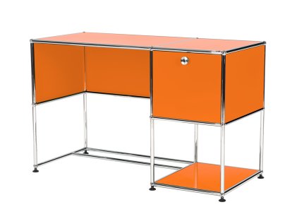 USM Haller Home Office Schreibtisch, Reinorange RAL 2004, Mit Kabeldurchlass, unten links